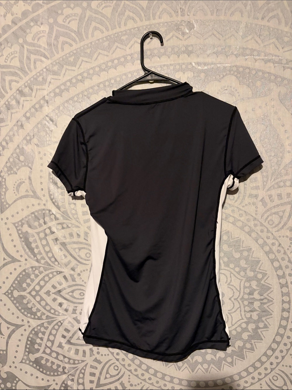 Oakley Colorblock Short Sleeve Rash Guard Large Black White Swim Shirt Mock Neck - Picture 2 of 5